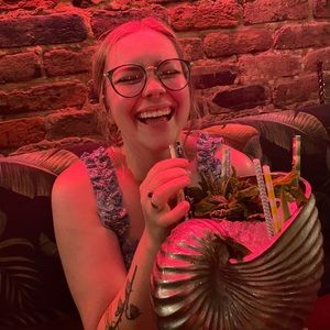 Meet your Posher, Rachel